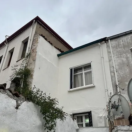 Villa Cross House Historical Greek House With 3 Floors And Courtyard