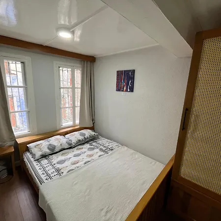 Villa Cross House Historical Greek House With 3 Floors And Courtyard *
