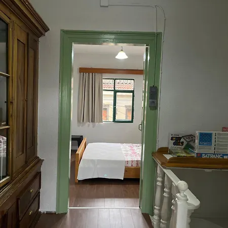 Cross House Historical Greek House With 3 Floors And Courtyard Villa *